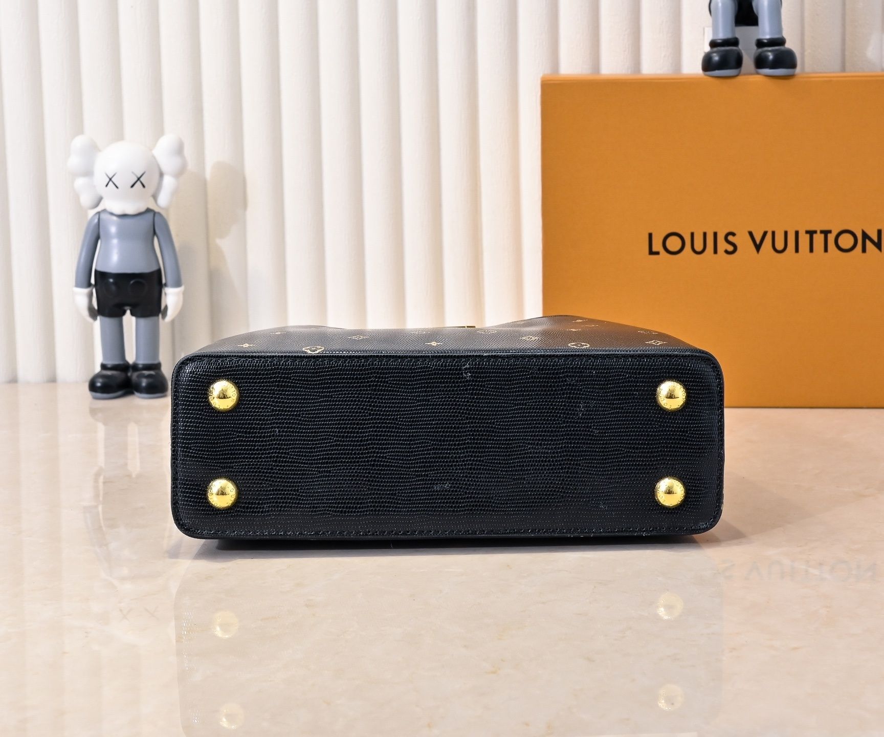 Luxury LV Handbag M59939-M94519.7 Luxury LV Handbag M59939-M94519.7