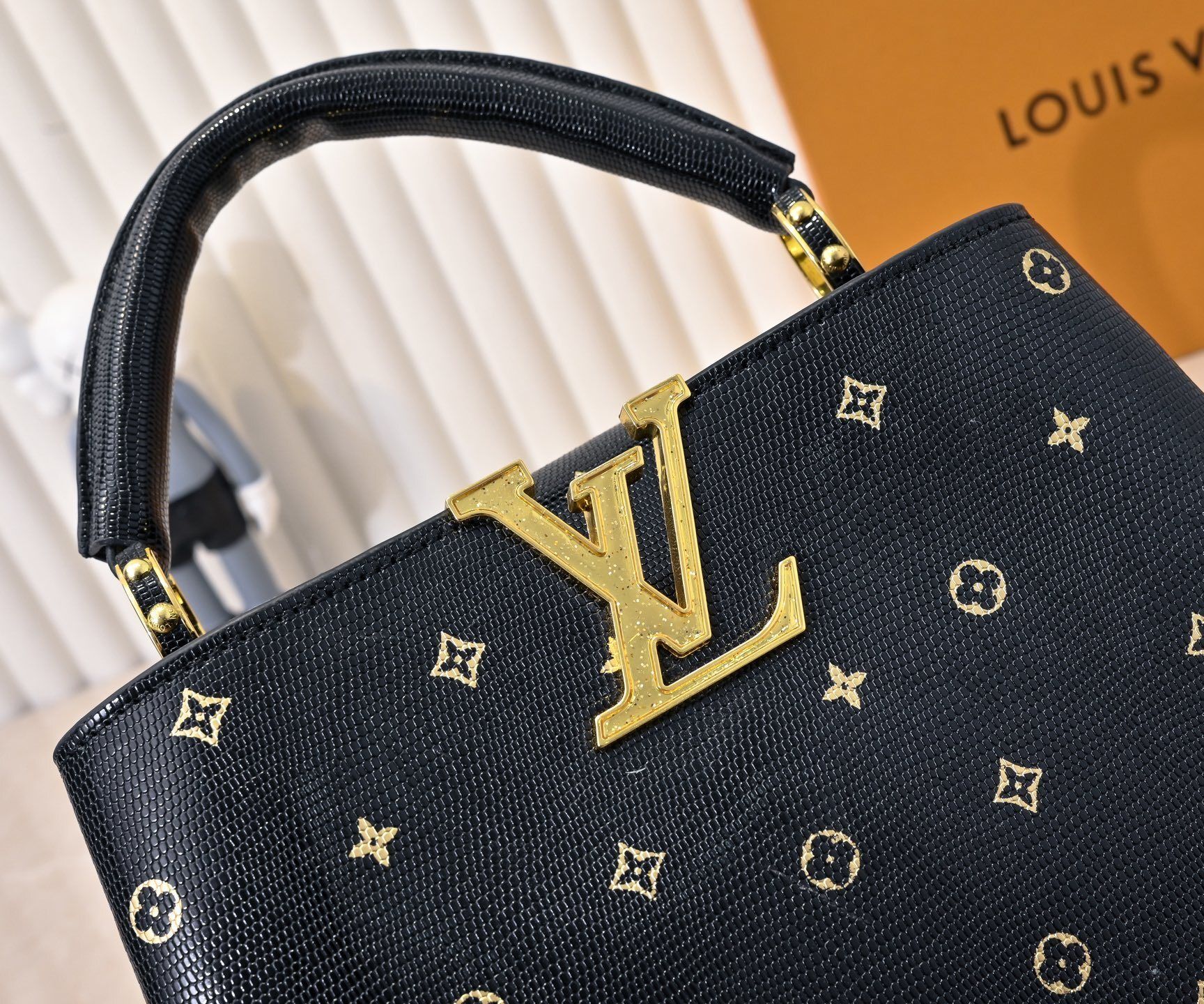 Luxury LV Handbag M59939-M94519.7 Luxury LV Handbag M59939-M94519.7
