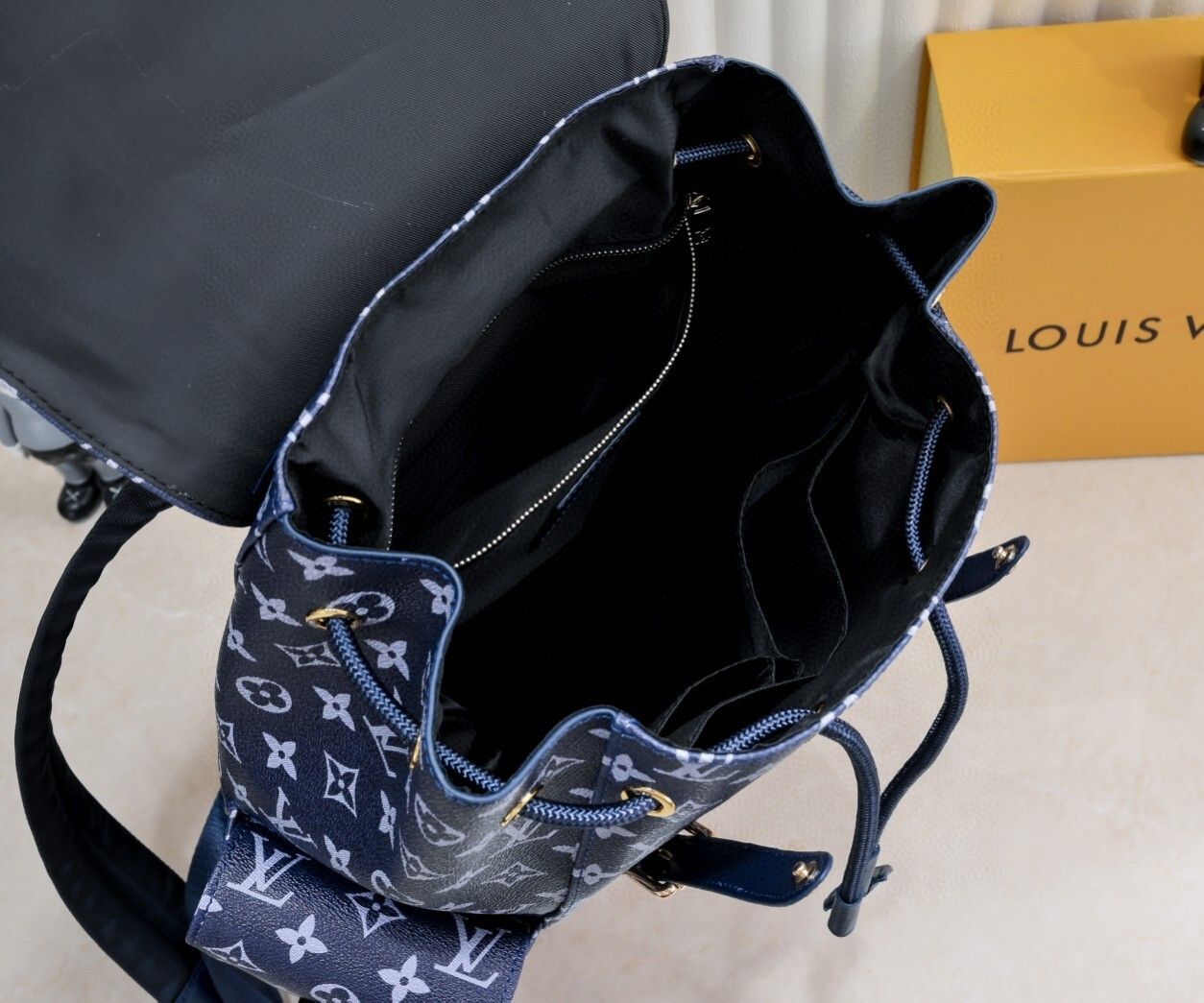 Luxury LV Handbag M46805-M41379 Luxury LV Handbag M46805-M41379