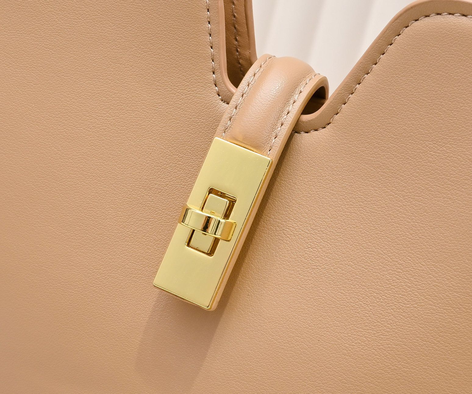 Luxury LV Handbag 120693 Luxury LV Handbag 120693