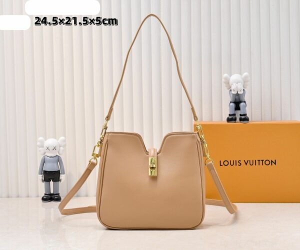 Chic Charm LV Handbag 120693