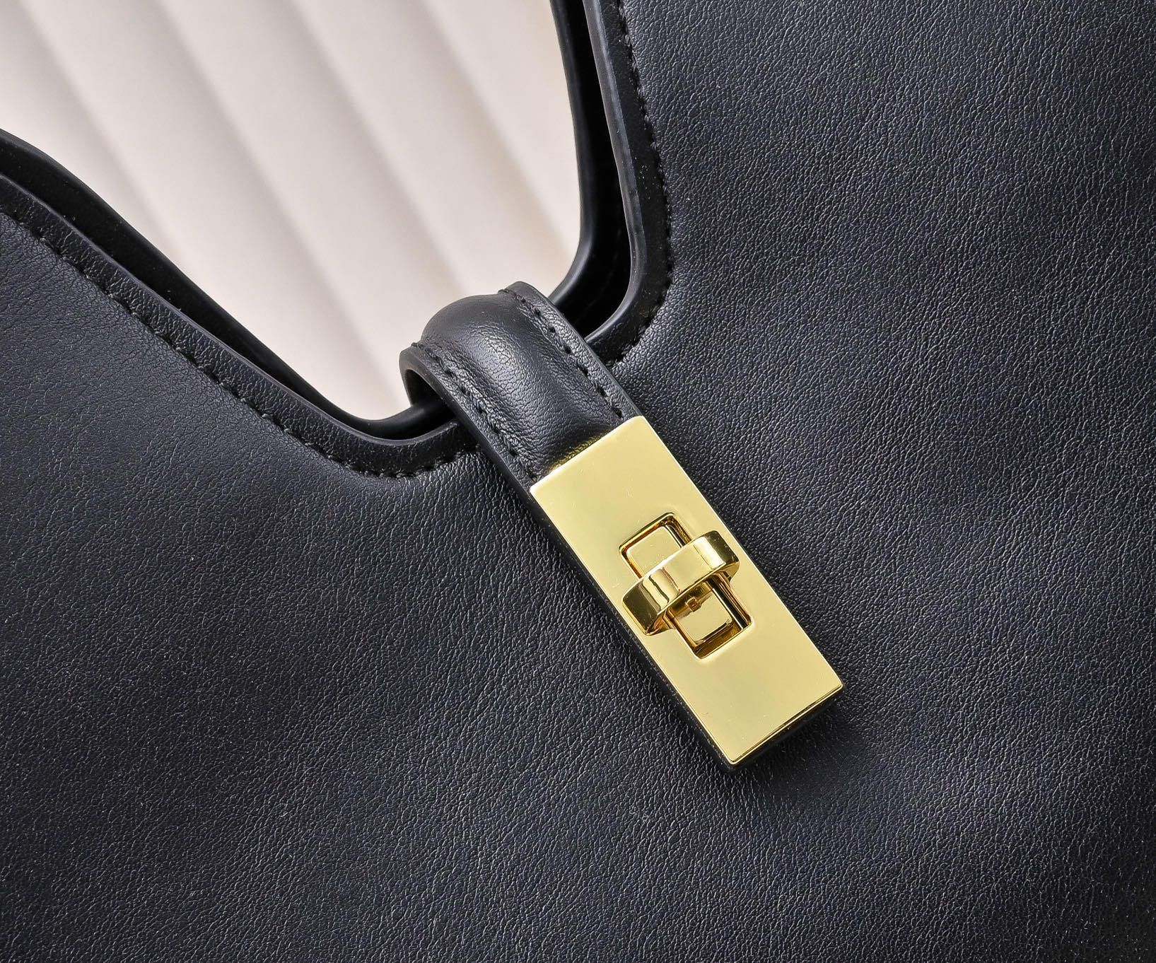 Luxury LV Handbag 119563 Luxury LV Handbag 119563