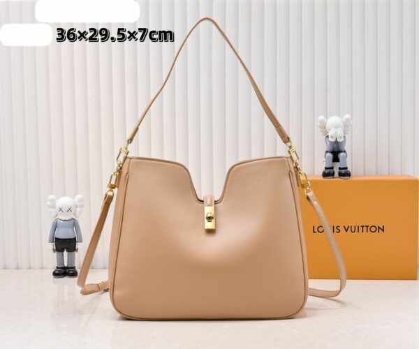 Chic Charm LV Handbag 119563