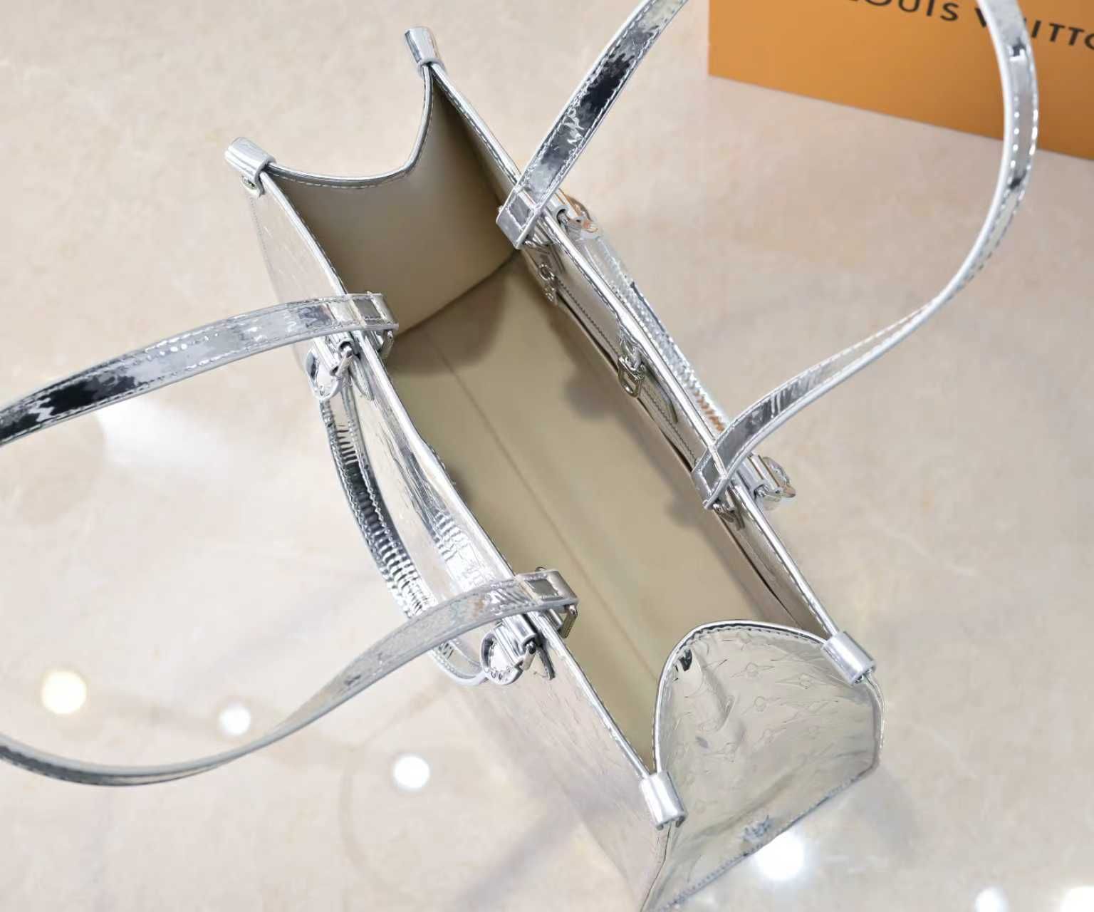 Luxury LV Handbag M45039-M26373 Luxury LV Handbag M45039-M26373