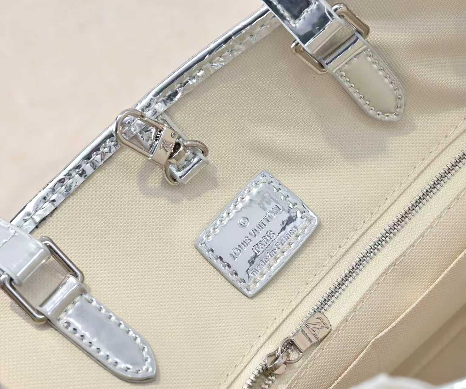 Luxury LV Handbag M45039-M26373 Luxury LV Handbag M45039-M26373