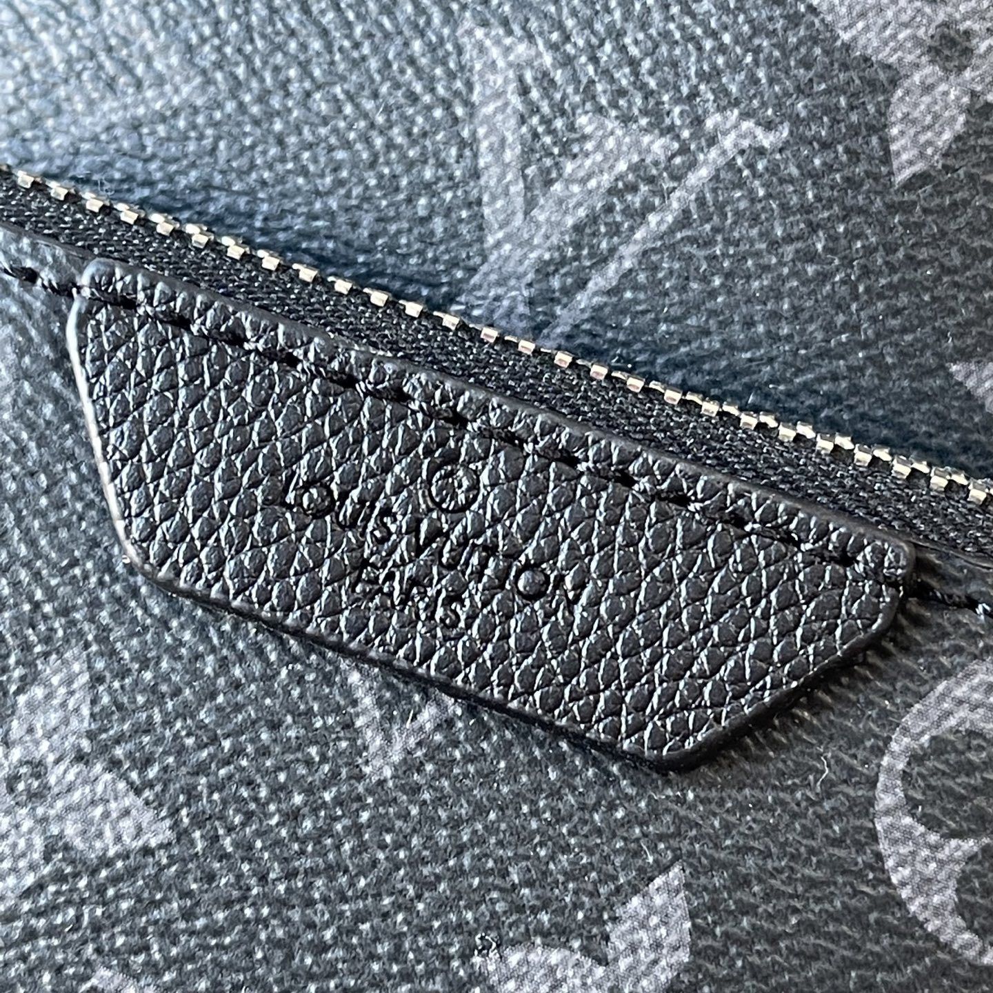 Luxury LV Handbag M26730-M30936 Luxury LV Handbag M26730-M30936