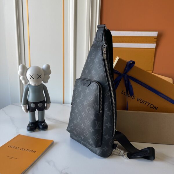 Chic Charm LV Handbag M26730-M30936 Chic Charm LV Handbag M26730-M30936