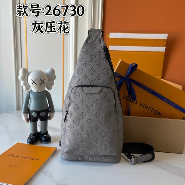 Chic Charm LV Handbag M26730-M30936 Chic Charm LV Handbag M26730-M30936
