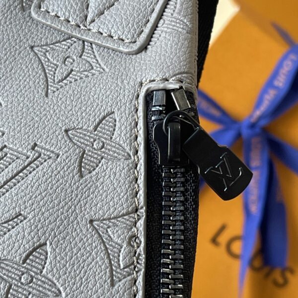 Chic Charm LV Handbag M26730-M30936 Chic Charm LV Handbag M26730-M30936