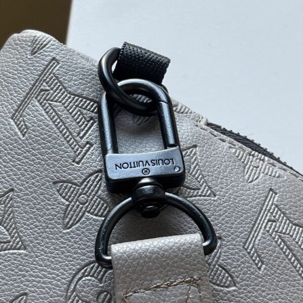 Chic Charm LV Handbag M26730-M30936 Chic Charm LV Handbag M26730-M30936