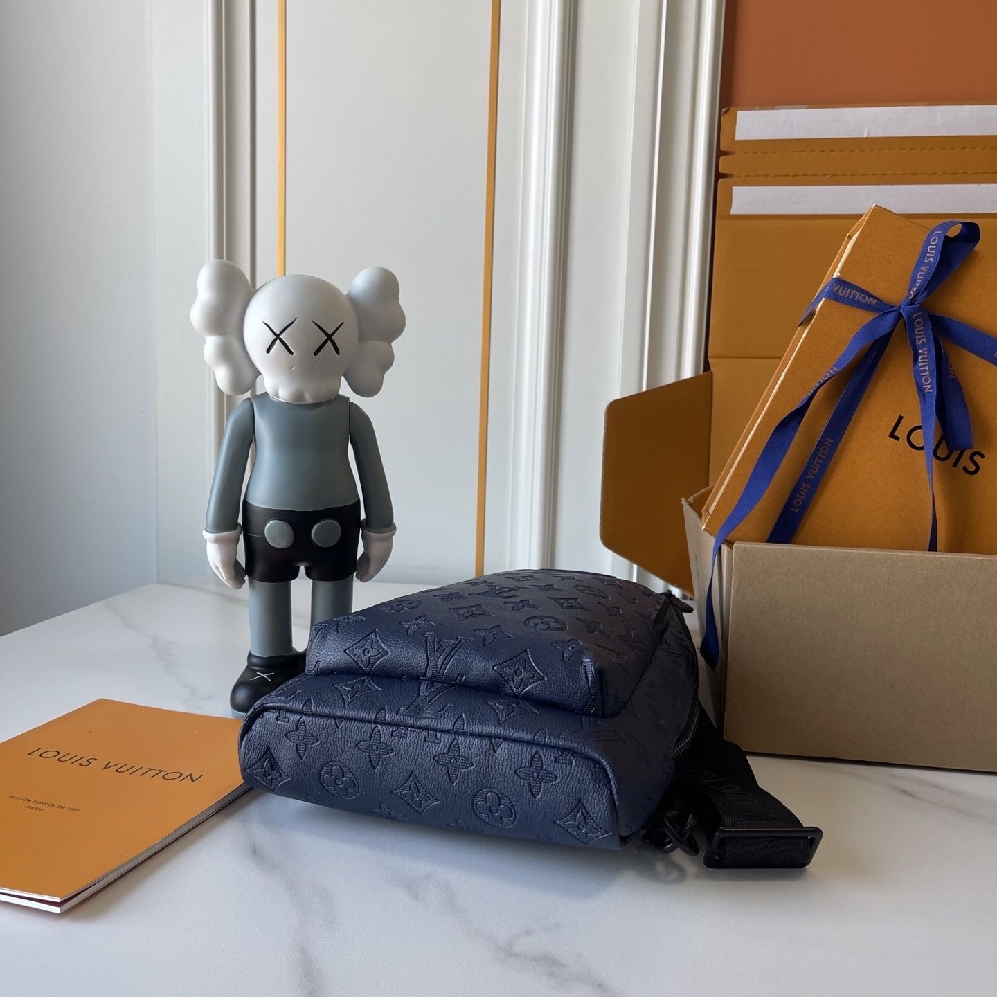 Luxury LV Handbag M26730-M30936 Luxury LV Handbag M26730-M30936