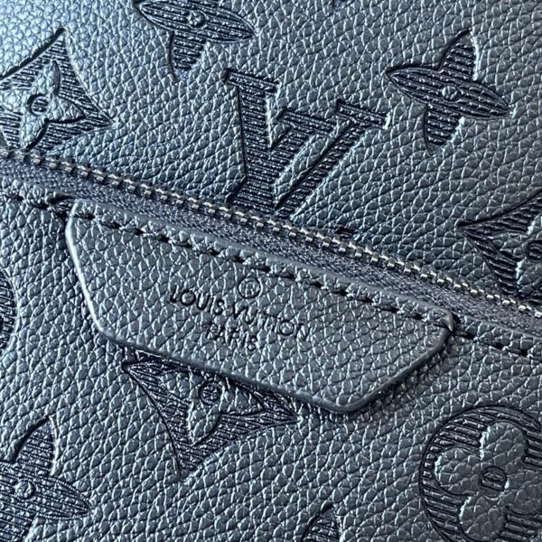 Chic Charm LV Handbag M26730-M30936 Chic Charm LV Handbag M26730-M30936