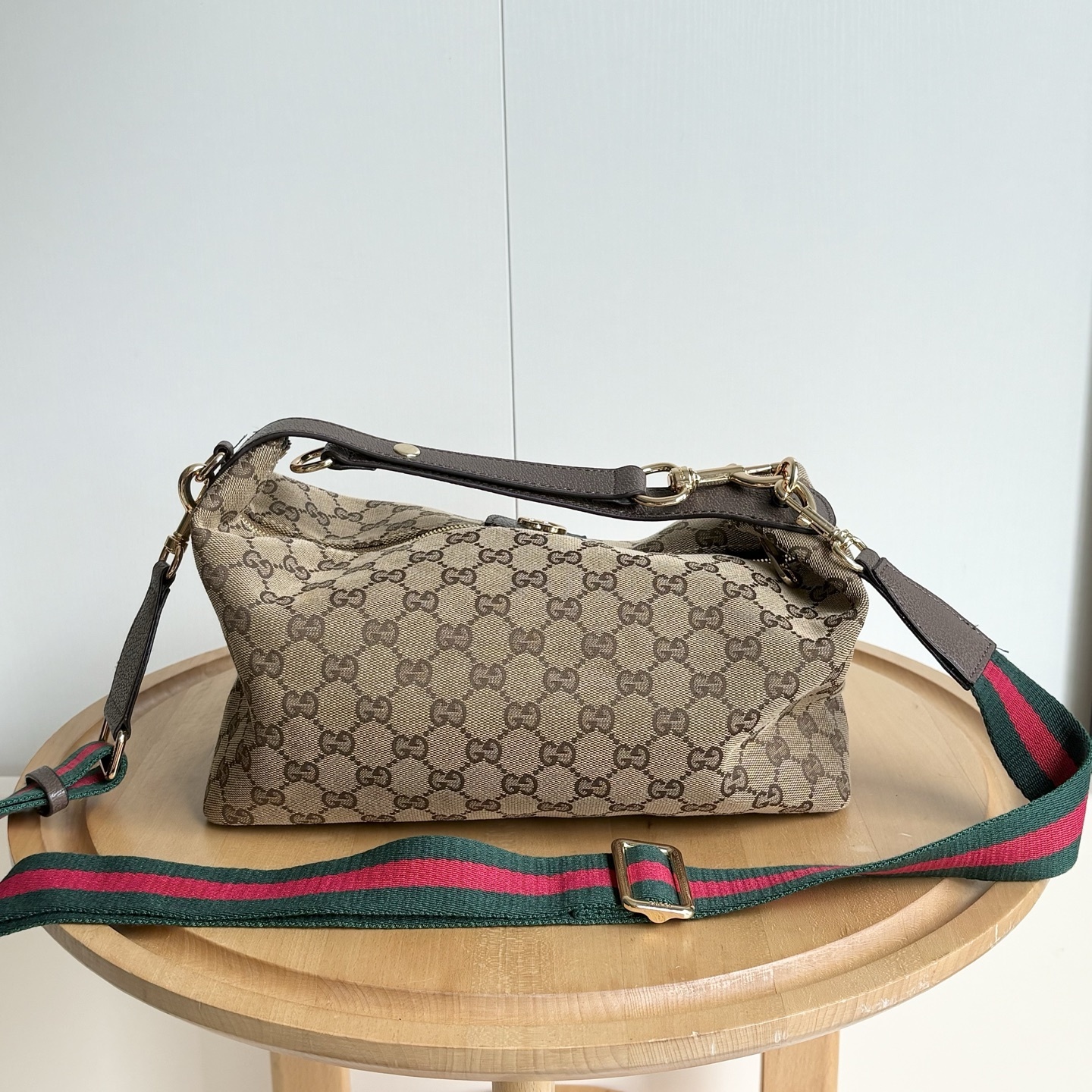 Luxury Gucci Handbag 853972 Luxury Gucci Handbag 853972