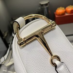 Luxury Gucci Handbag 862530