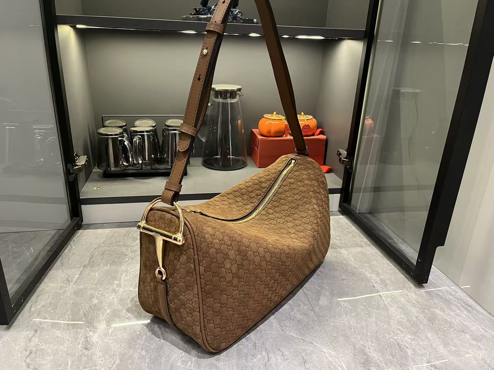 Luxury Gucci Handbag 862530 Luxury Gucci Handbag 862530