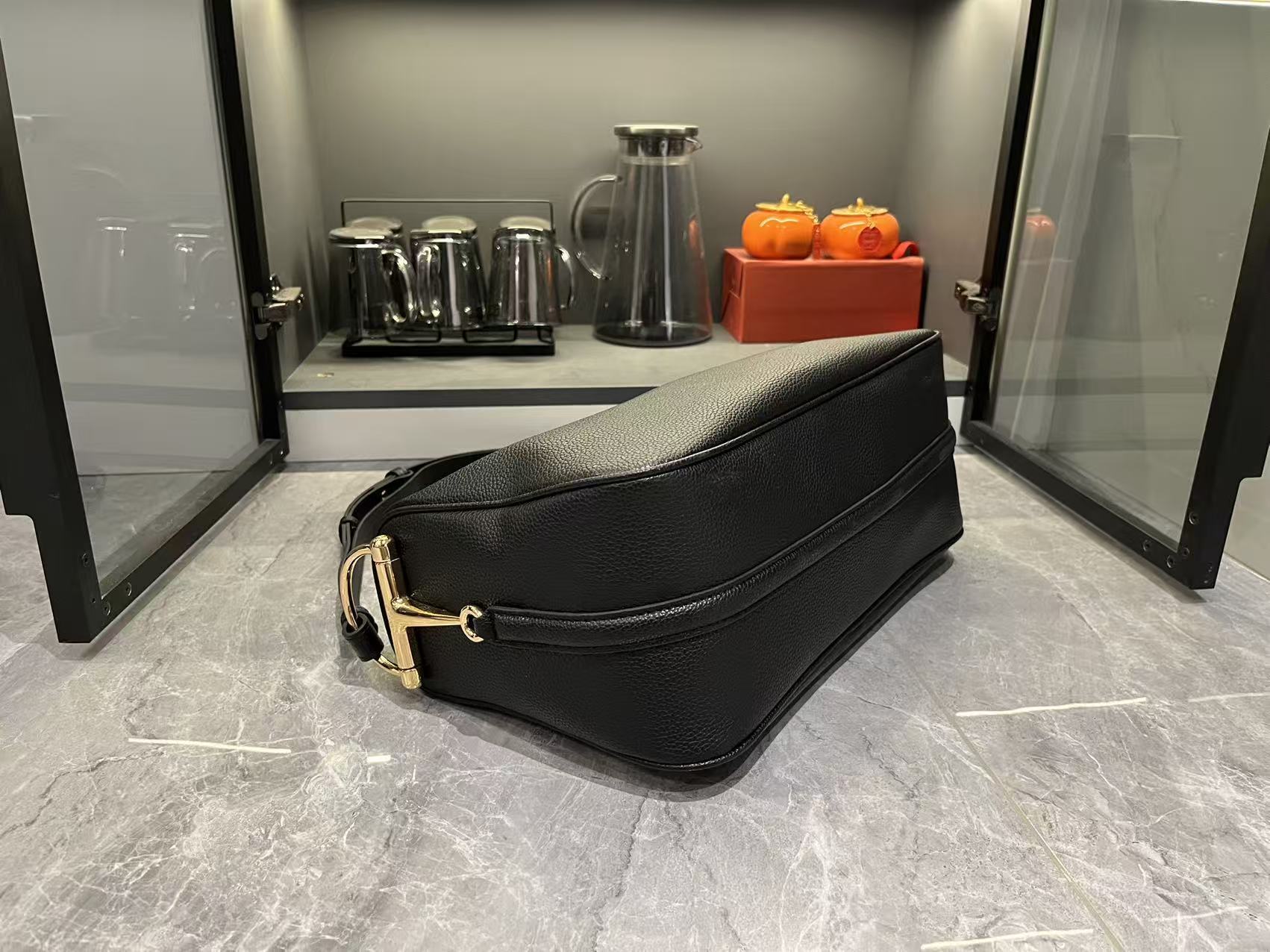 Luxury Gucci Handbag 862530 Luxury Gucci Handbag 862530