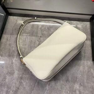 Luxury Gucci Handbag 862530 4 22304b7d