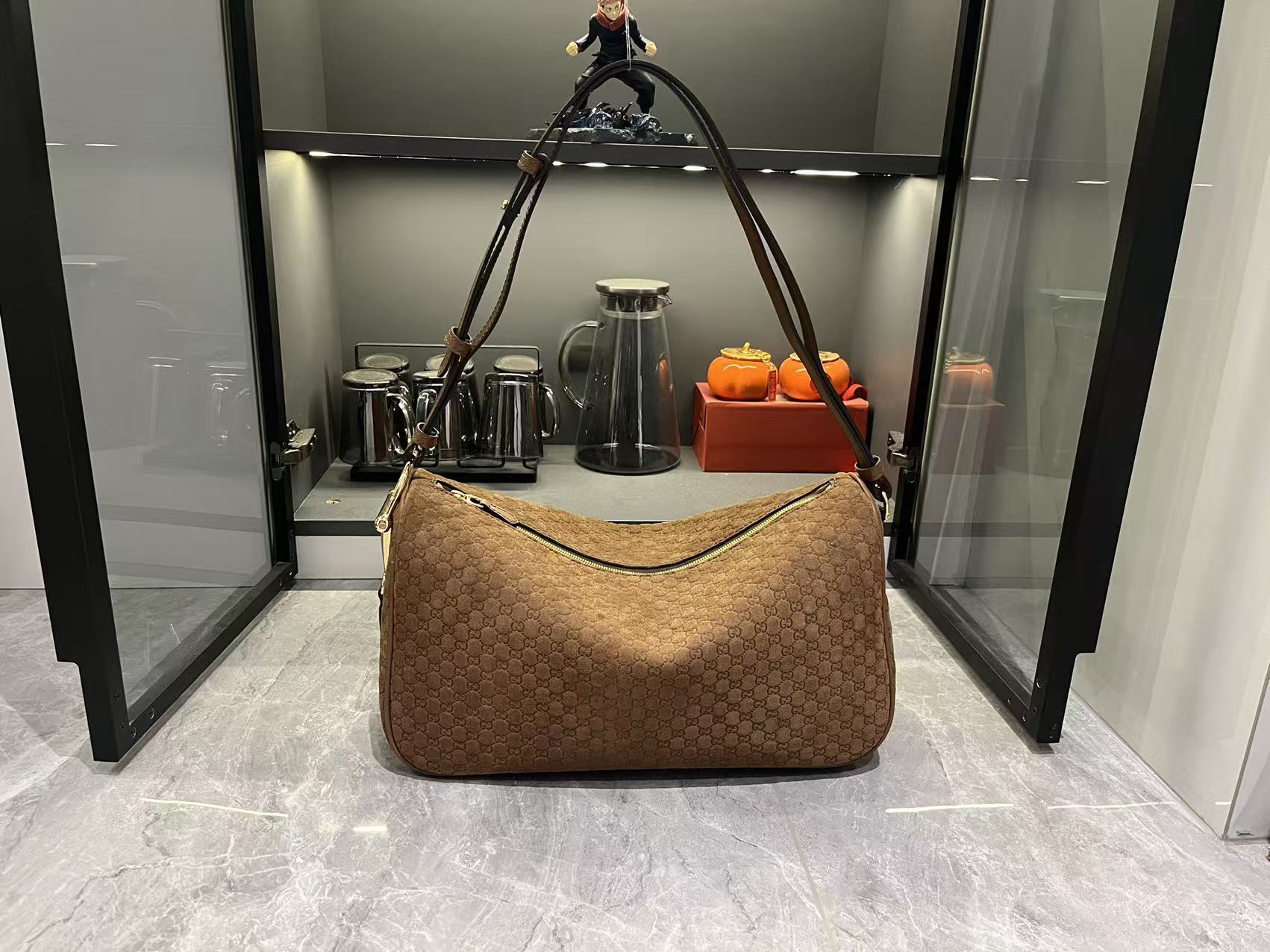 Luxury Gucci Handbag 862530 Luxury Gucci Handbag 862530