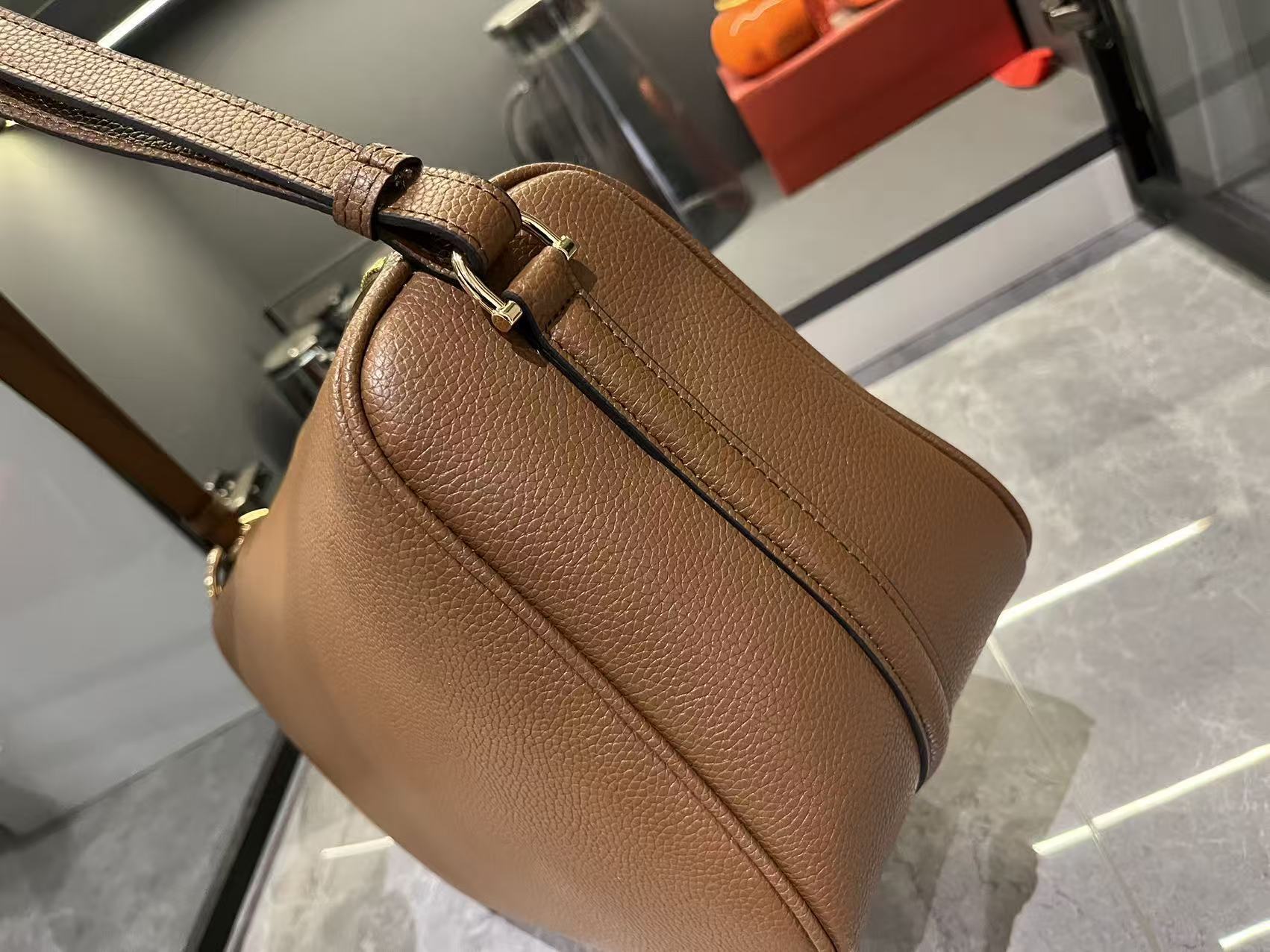 Luxury Gucci Handbag 862530 Luxury Gucci Handbag 862530