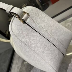 Luxury Gucci Handbag 862530 9 a60a4ff3