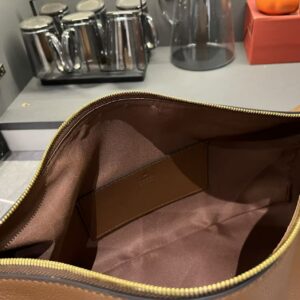 Luxury Gucci Handbag 862530 22 d15ef3ad