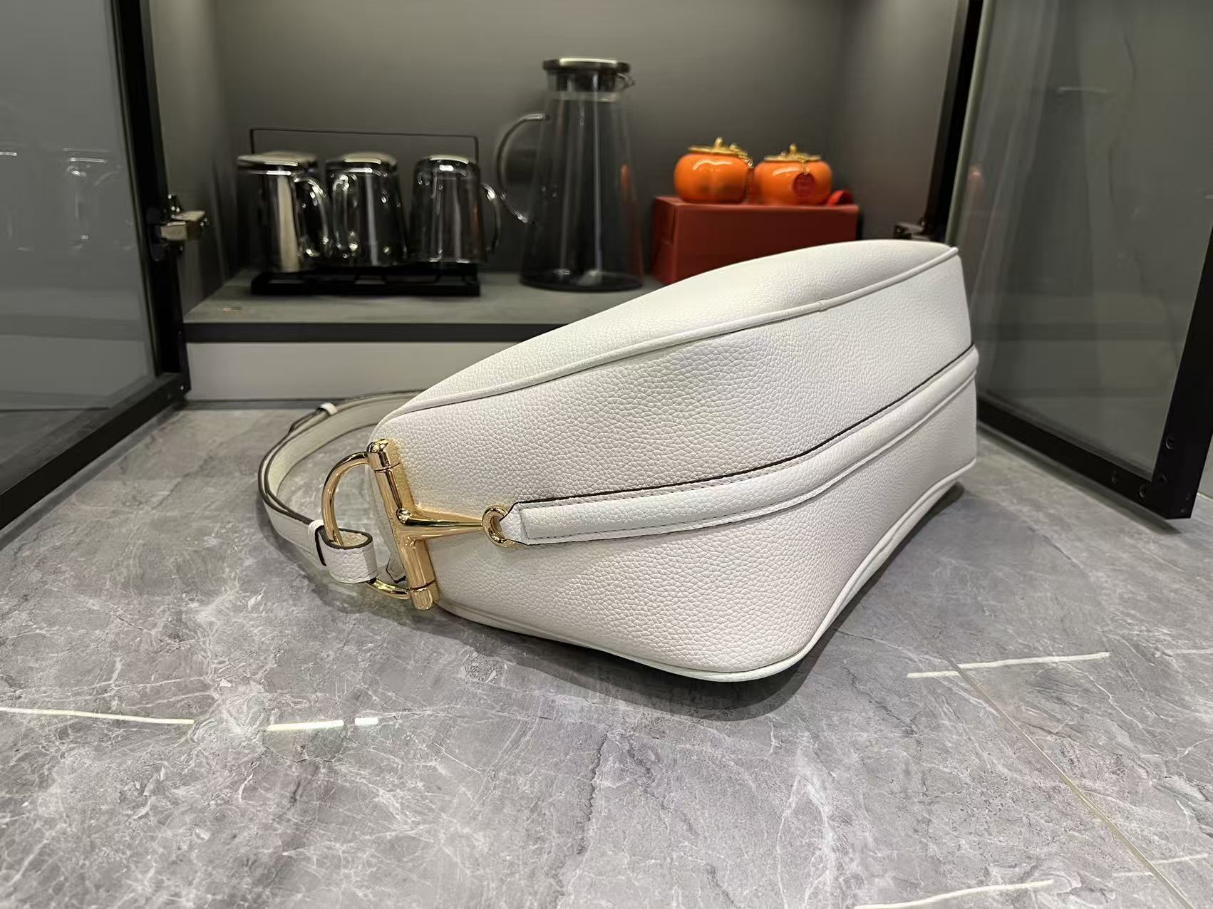 Luxury Gucci Handbag 862530 Luxury Gucci Handbag 862530