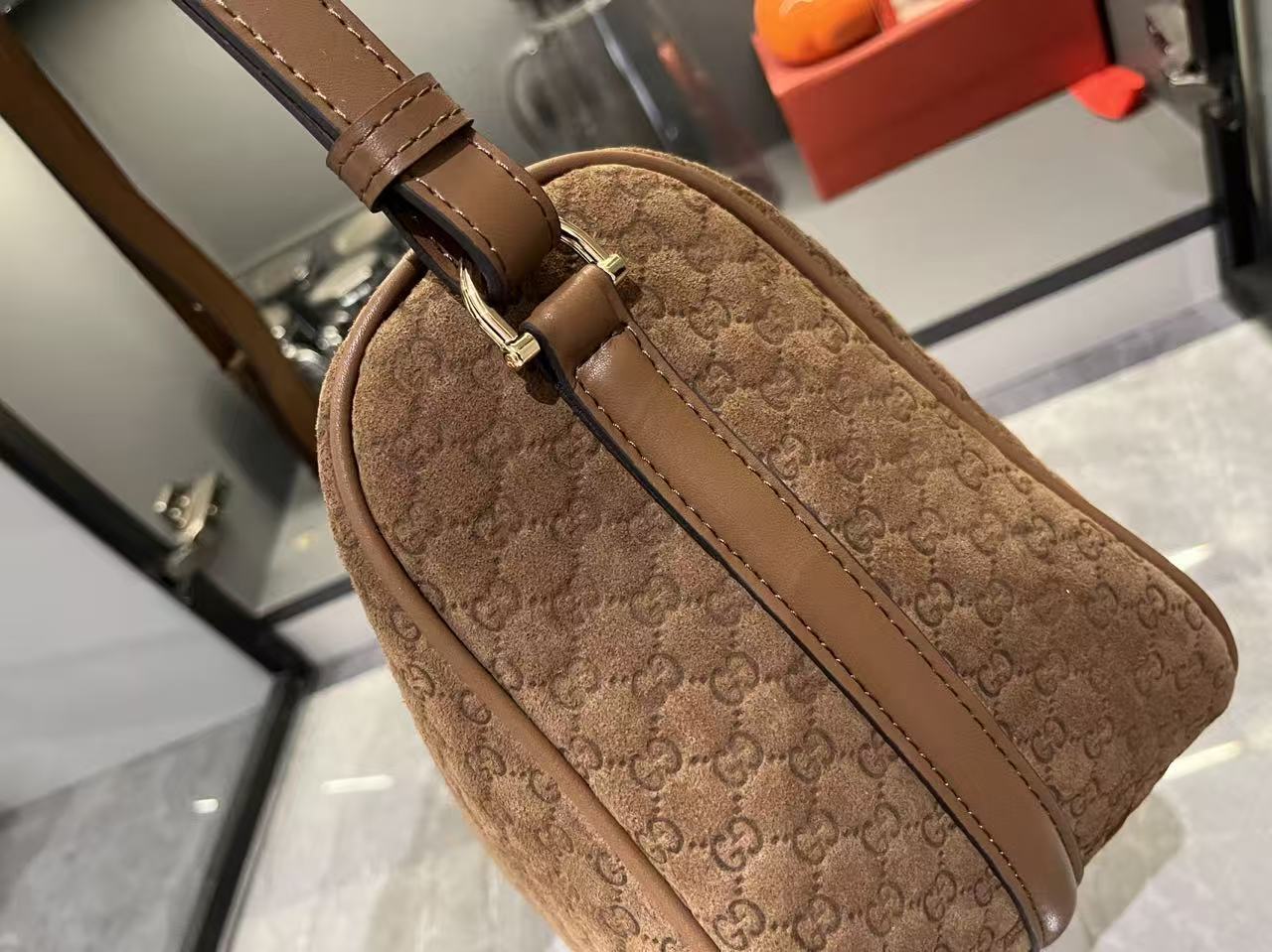 Luxury Gucci Handbag 862530 Luxury Gucci Handbag 862530