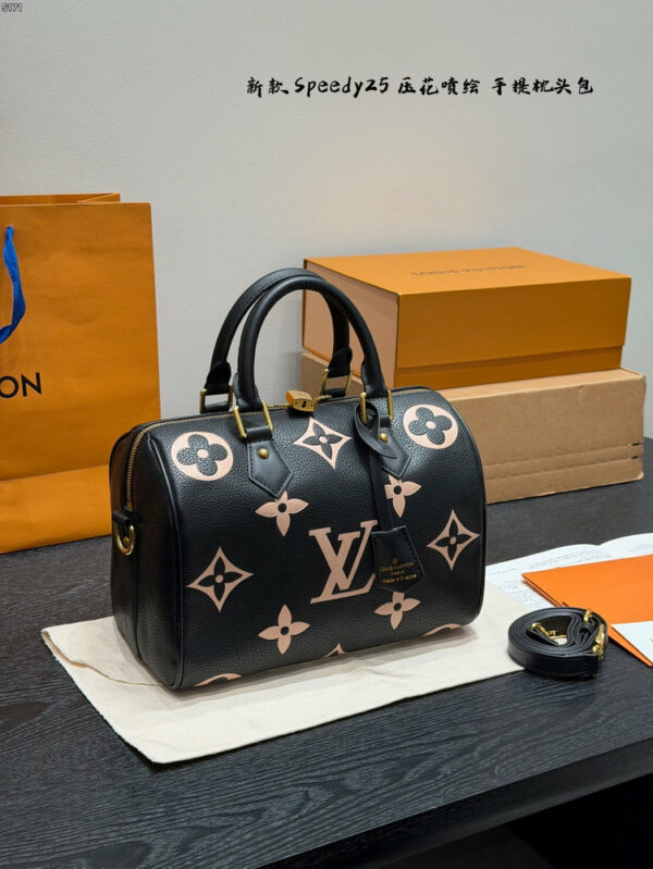 Stylish Fashion Carry Bag L5283 Stylish Fashion Carry Bag L5283
