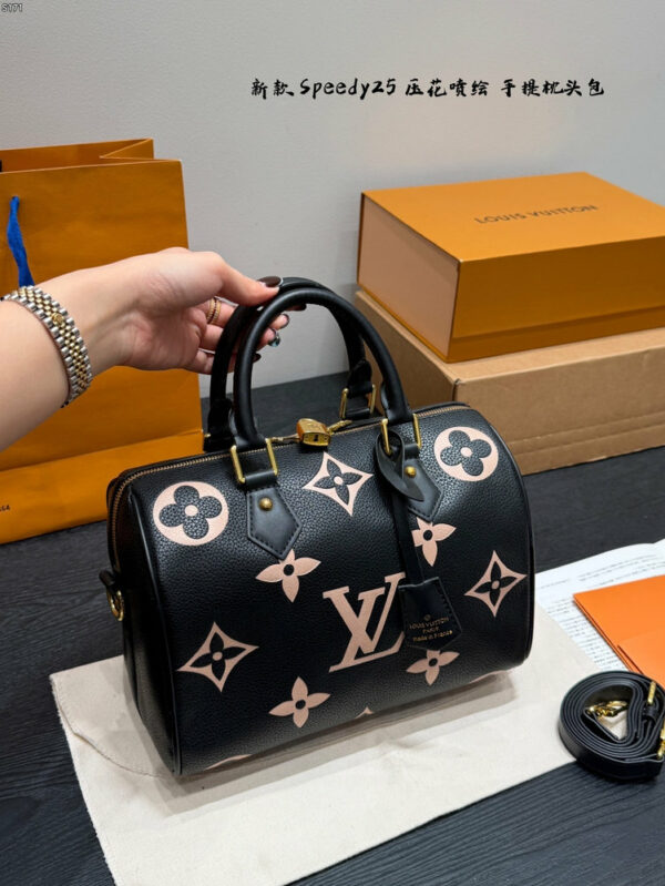 Stylish Fashion Carry Bag L5283 Stylish Fashion Carry Bag L5283