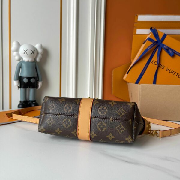 Chic Charm LV Handbag M26191-M26245 Chic Charm LV Handbag M26191-M26245