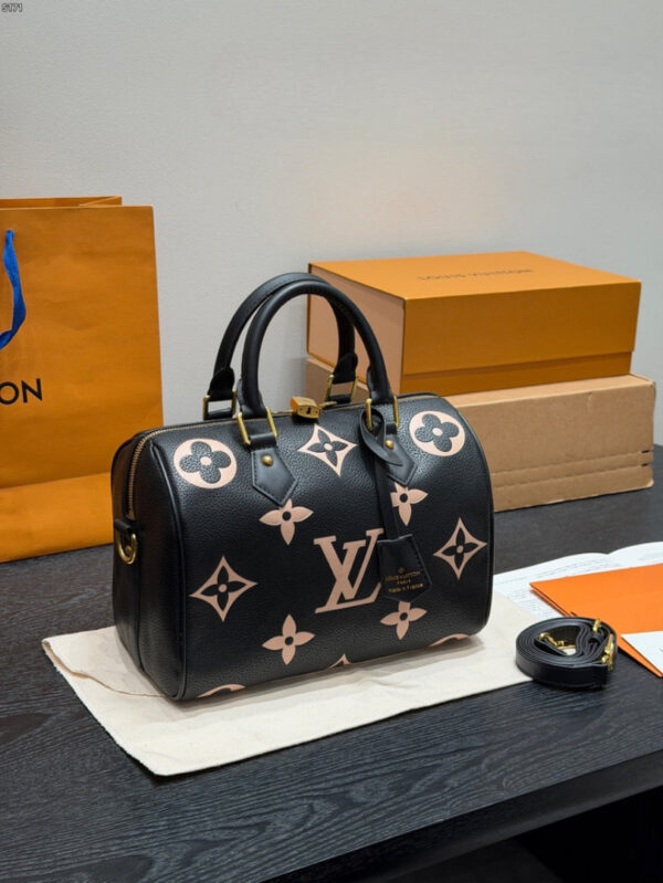 Stylish Fashion Carry Bag L5283 Stylish Fashion Carry Bag L5283