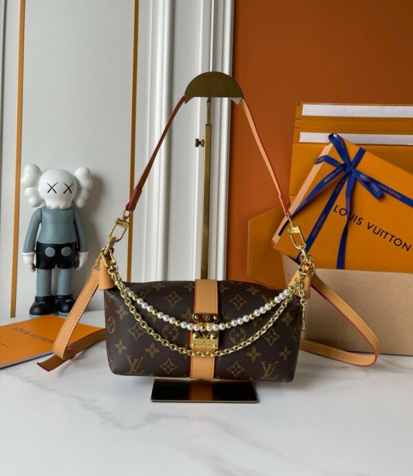 Chic Charm LV Handbag M26191-M26245 Chic Charm LV Handbag M26191-M26245