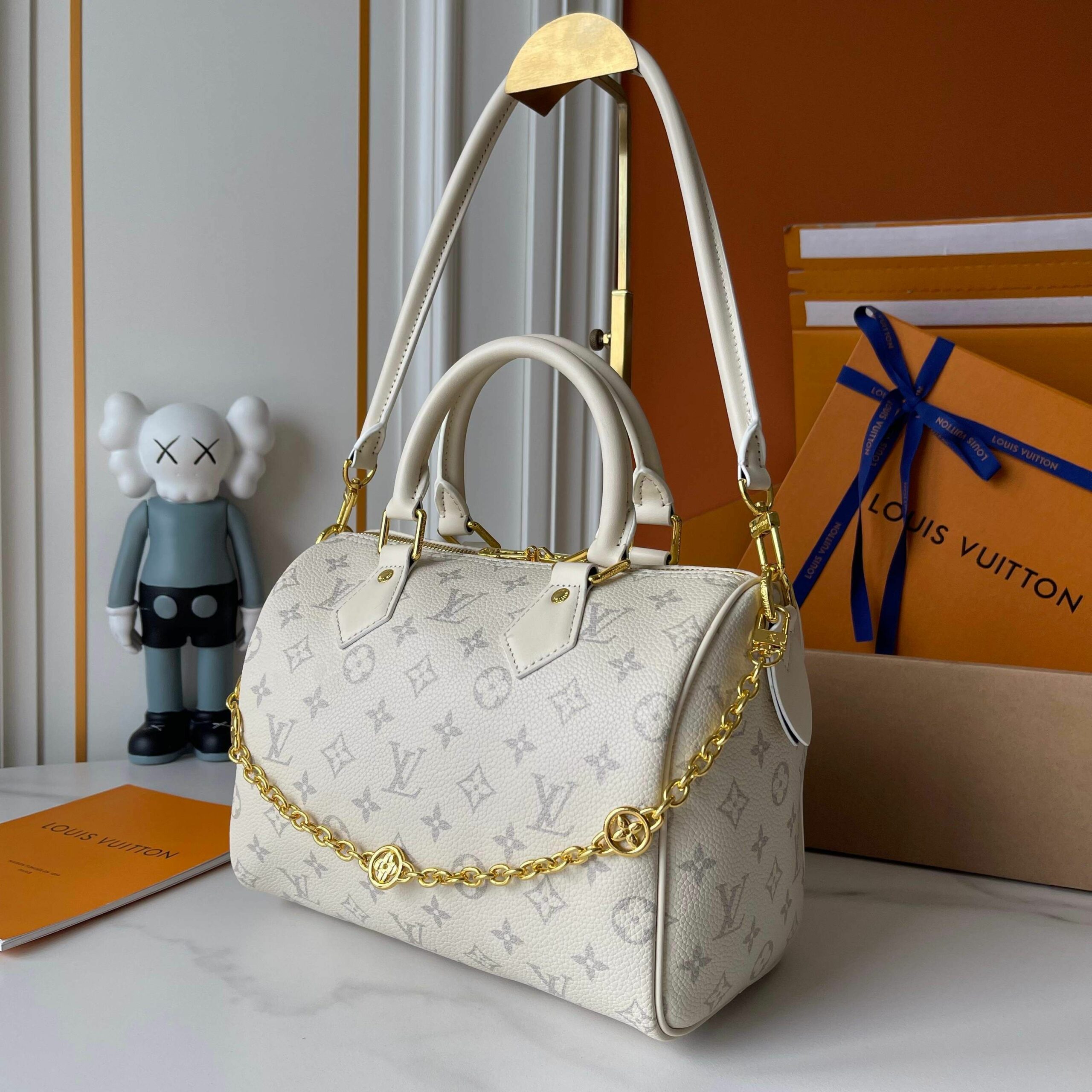 Luxury LV Handbag M26691-M17281 Luxury LV Handbag M26691-M17281