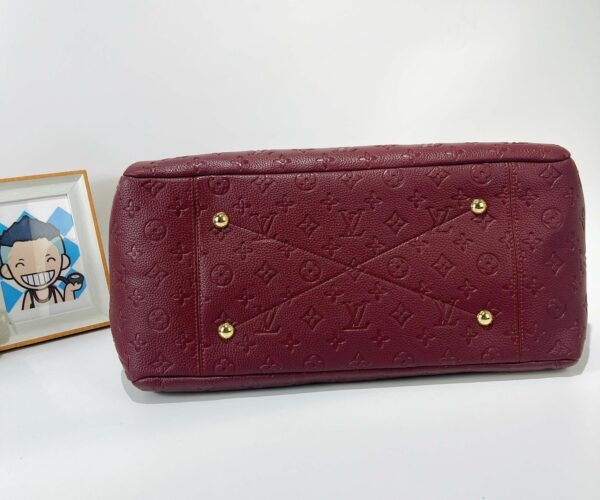 Chic Charm LV Handbag M40249-M94171