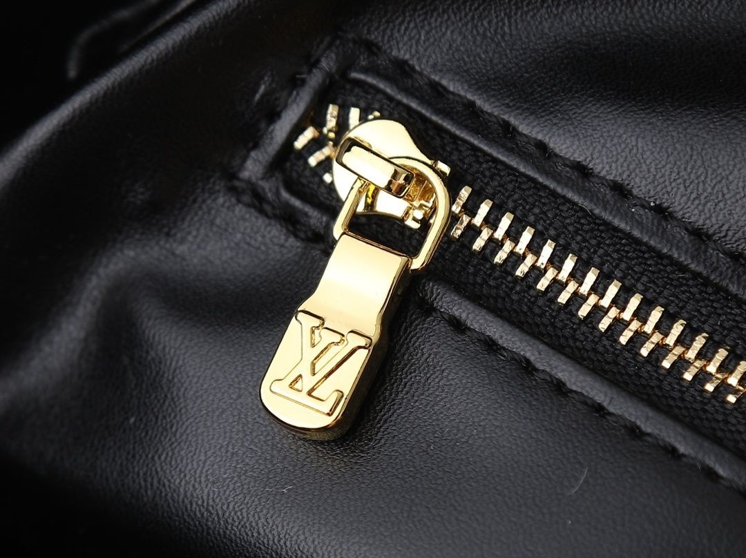 Luxury LV Handbag M47186-M11323 Luxury LV Handbag M47186-M11323