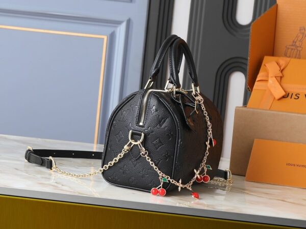 Chic Charm LV Handbag M47186-M11323 Chic Charm LV Handbag M47186-M11323