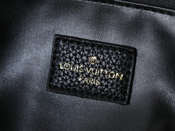 Chic Charm LV Handbag M47186-M11323 Chic Charm LV Handbag M47186-M11323
