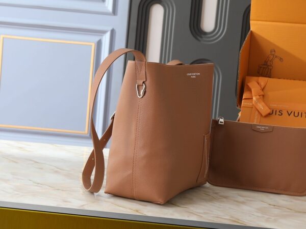 Chic Charm LV Handbag M27022-M26745