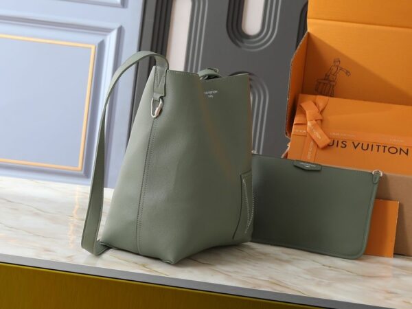 Chic Charm LV Handbag M27022-M26745