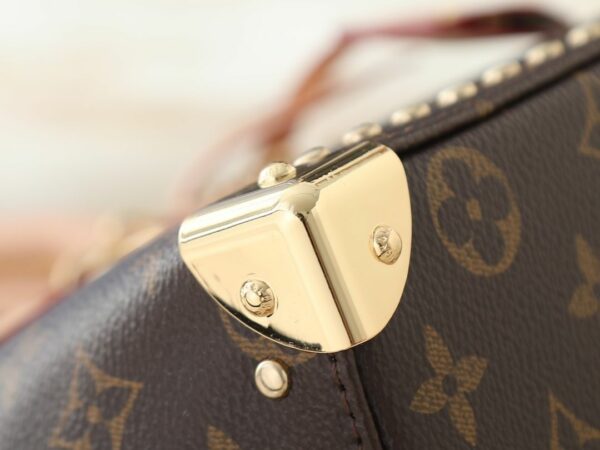 Chic Charm LV Handbag M26084-M27812