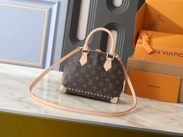Chic Charm LV Handbag M26084-M27812