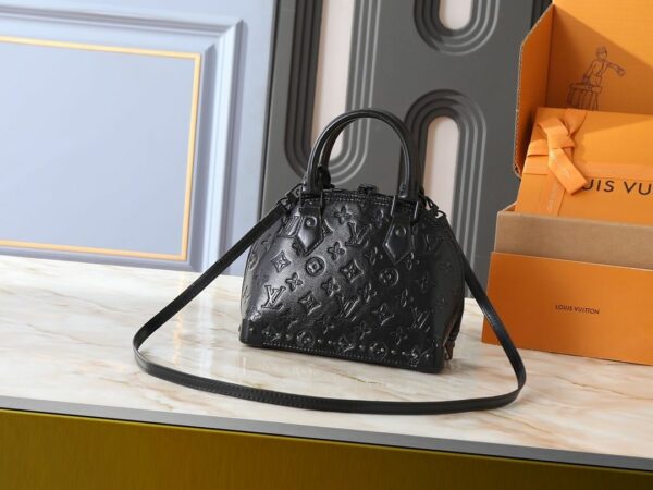 Chic Charm LV Handbag M26084-M27812