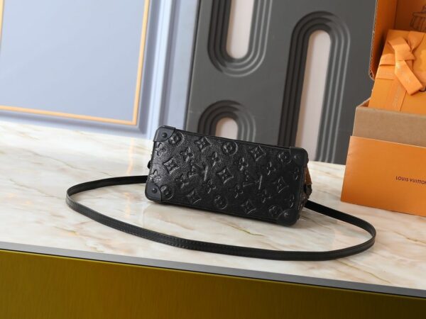 Chic Charm LV Handbag M26084-M27812
