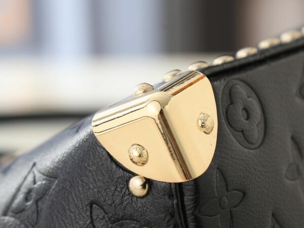 Chic Charm LV Handbag M26084-M27812