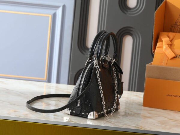 Chic Charm LV Handbag M26084-M27812