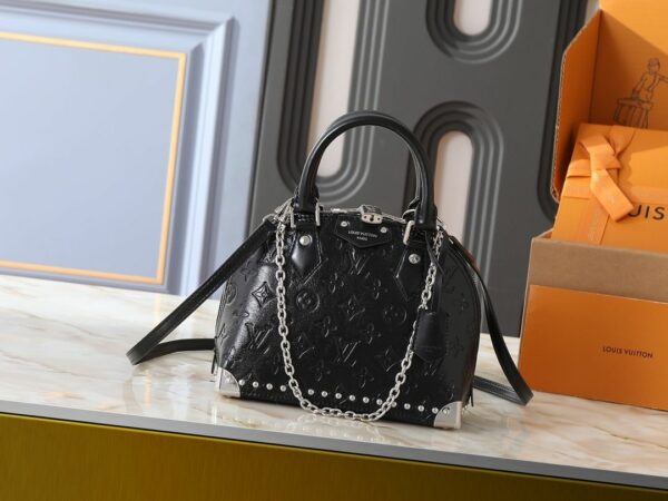 Chic Charm LV Handbag M26084-M27812