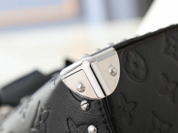 Chic Charm LV Handbag M26084-M27812