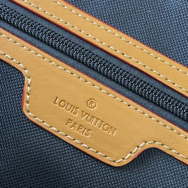 Chic Charm LV Handbag M11512