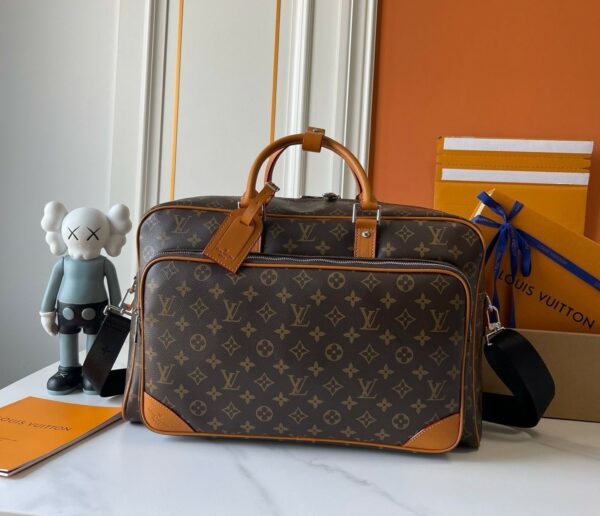 Chic Charm LV Handbag M11512