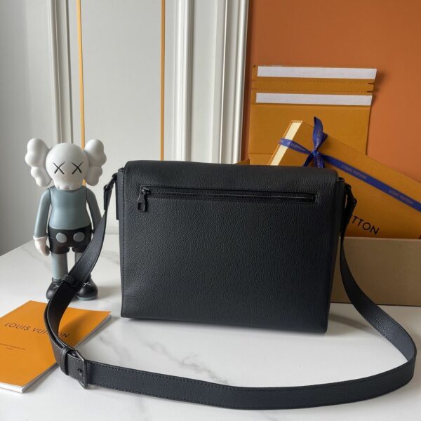 Chic Charm LV Handbag M15268-M15267